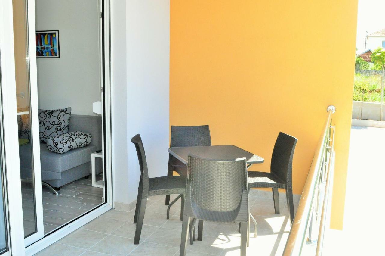 Apartments Zora Rogoznica  Extérieur photo